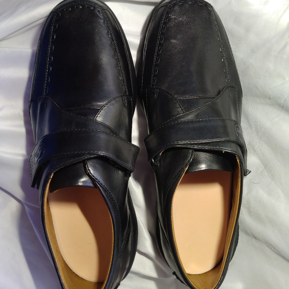 Dr. Comfort Frank 6210 Leather Diabetic Shoes. Easy Strap, Men's Size 11 Wide.